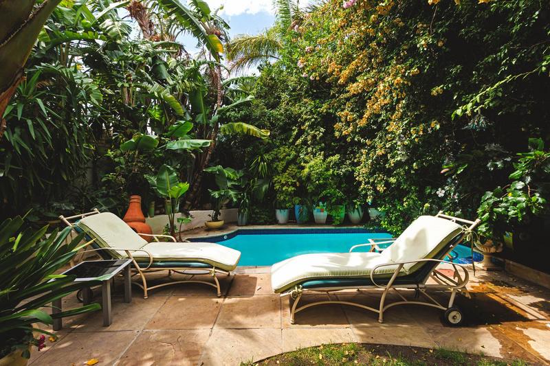 3 Bedroom Property for Sale in Green Point Western Cape